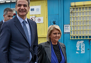 Υποκλοπές: Πασχίζει η Σοφία Βούλτεψη να βγάλει καθαρό τον Γρ. Δημητριάδη και εκτίθεται