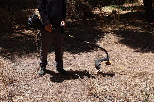 Οικόπεδα: Αρχίζουν από σήμερα οι υποχρεωτικοί καθαρισμοί για το 2026 – Τα πρόστιμα