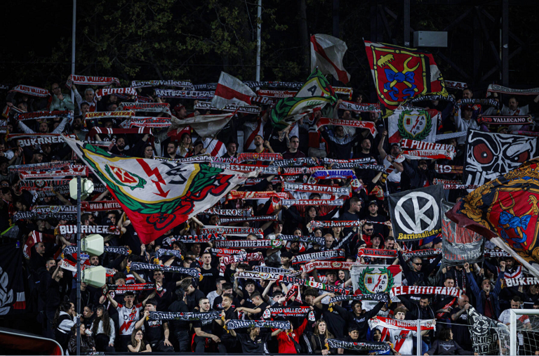 «Τρέλα» στον κόσμο της Ράγιο Βαγιεκάνο για τη ρεβάνς στη Νέα Φιλαδέλφεια με την ΑΕΚ