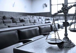 Η απάντηση της Ένωσης Δικαστών και Εισαγγελέων στις κατηγορίες Κωνσταντόπουλου