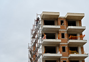 Ανοίγει ο δρόμος για τη μεταφορά του συντελεστή δόμησης