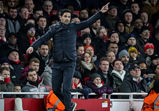 Η Άρσεναλ σκέφτεται να κάνει το μεγαλύτερο λάθος της… ιστορίας της