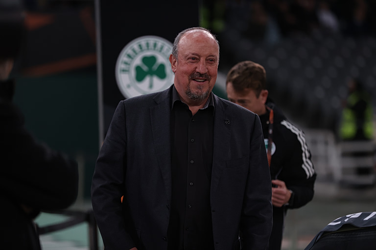 Παναθηναϊκός: Ο Μπενίτεθ δεν έχει αποφασίσει για «άξονα» και αριστερό «φτερό»