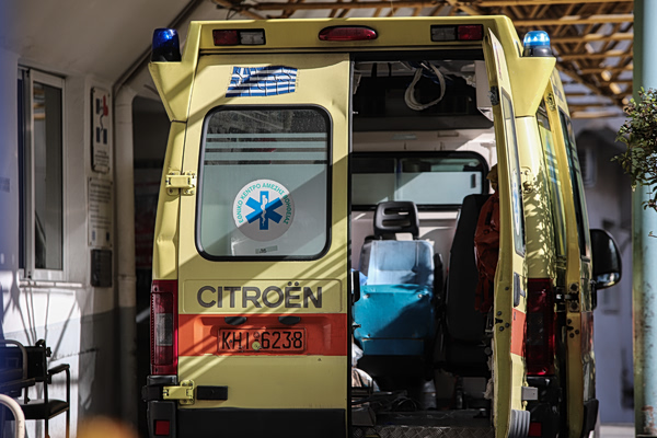 Μαχαίρωσαν 30χρονο στην κοιλιά στην Ανάβυσσο – Σε σοβαρή κατάσταση η υγεία του