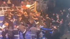 Χάος σε αγώνα μποξ στην Τουρκία: Θεατές μπήκαν στο ρινγκ και ξυλοκόπησαν Ρώσο πυγμάχο (vids)