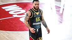 Γιατί κινδυνεύει με τιμωρία τριών αγωνιστικών ο Μάικ Τζέιμς στη Γαλλία