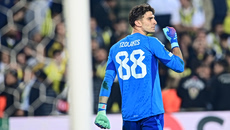 Ο Ολυμπιακός θυμήθηκε την επική πρόκριση επί της Φενέρ και τις επεμβάσεις του Τζολάκη στα πέναλτι (pic, vid)