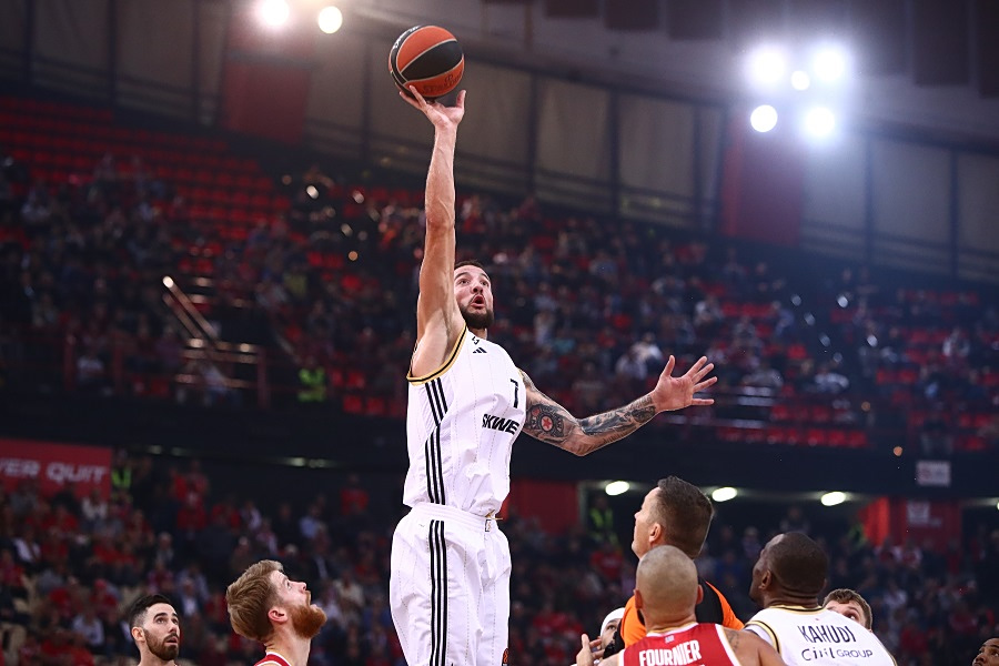 «Παίρνει Λοβέρν η Παρτιζάν» (pic)