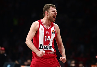 Πρώτος σκόρερ της Euroleague ο Βεζένκοφ, πρώτος στα τρίποντα ο Ντόρσεϊ