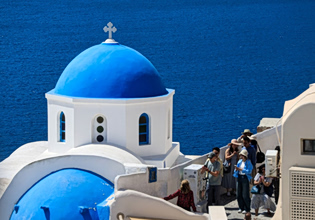 Τα τρία προβλήματα που «καίνε» τα ταξιδιωτικά γραφεία