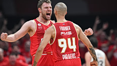 Η τρομερή ανάρτηση του Φουρνιέ για τον… κοιμώμενο MVP, Βεζένκοφ (pics)