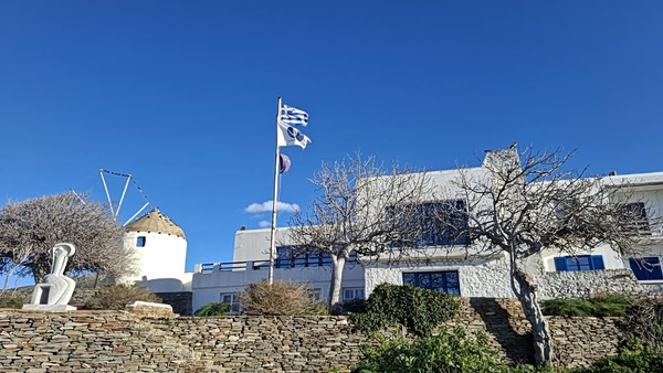 Ο Δήμος Πάρου εφαρμόζει περίοδο διακοπής οχλουσών οικοδομικών εργασιών