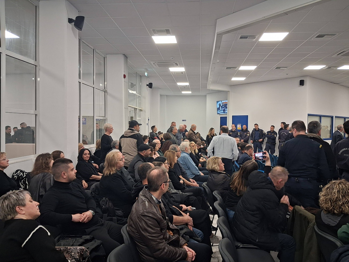 Ηλιόπουλος για τη δίκη: Η ψεύτικη εικόνα της κυβέρνησης