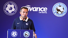 Λανουά στους διαιτητές: «Πρόκληση η Ελλάδα για μένα – Αν μείνω κάποιοι θα είστε στην Super League 2»