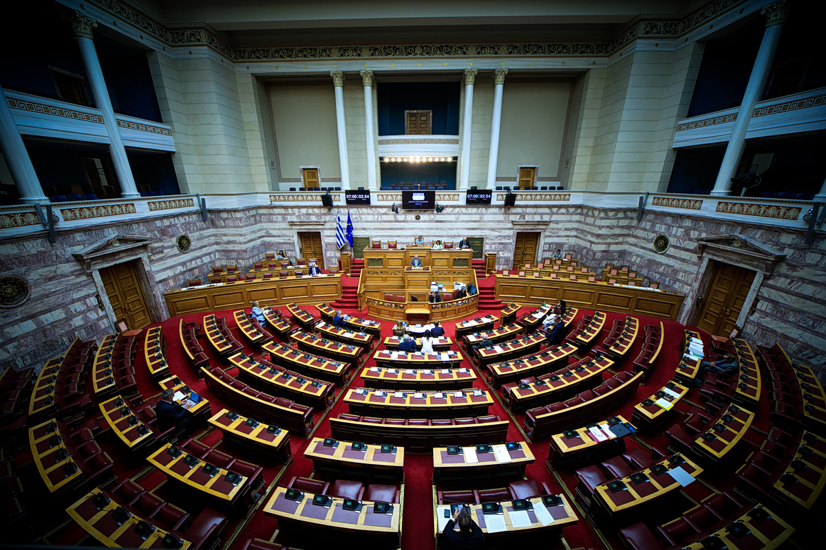 Σκάνδαλο ΟΠΕΚΕΠΕ: Σε εξέλιξη η συζήτηση για τις άρσεις ασυλίας 13 βουλευτών της ΝΔ – Αγωνία στο Μαξίμου