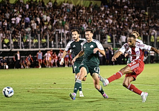 Μεγάλα ντέρμπι στη Super League: Παναθηναϊκός – Ολυμπιακός στη Λεωφόρο και ΑΕΚ – ΠΑΟΚ στη Νέα Φιλαδέλφεια