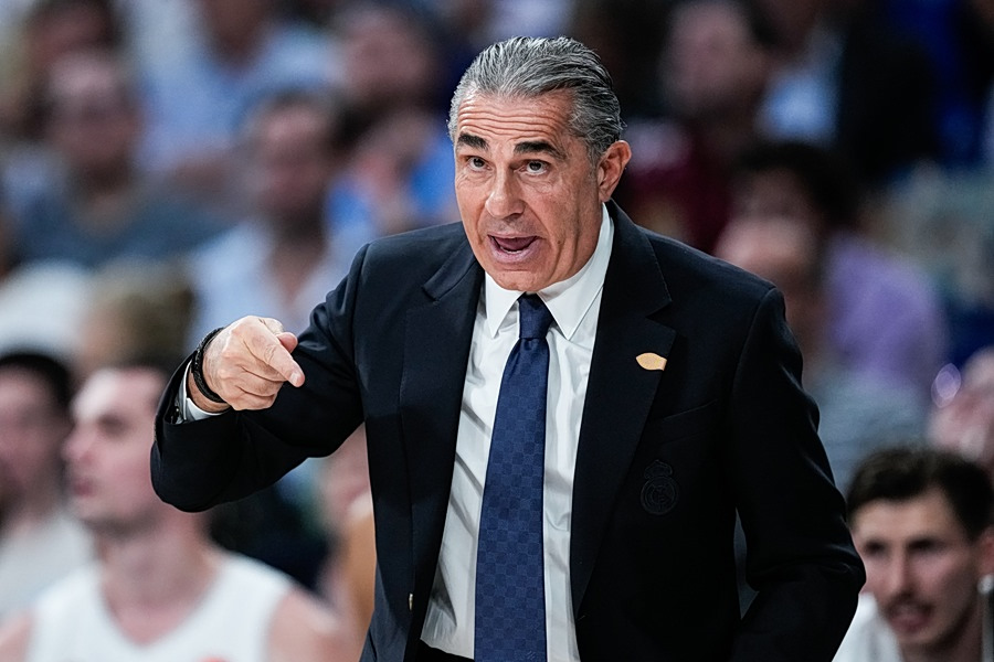 Σκαριόλο: «Ο Ολυμπιακός είναι δικαιωματικά το No1 αυτή τη στιγμή»