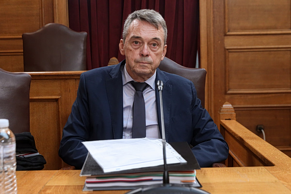 Βάρρας για απάτες στον ΟΠΕΚΕΠΕ: Όταν «κόλλησε» η τεχνική λύση, βρήκαν τις εικονικές κληρονομιές