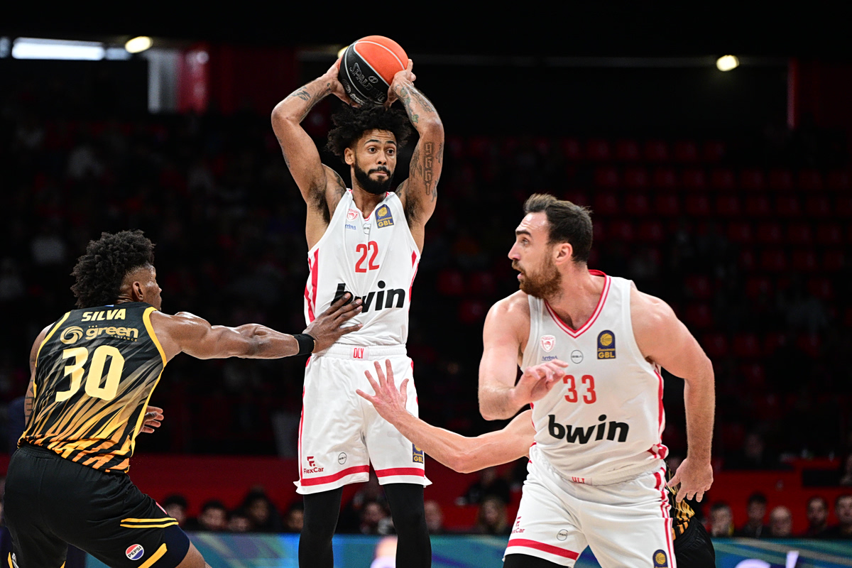 Αποκάλυψη του πρώην GM της Αρμάνι Μιλάνο: «Είχαμε συμφωνήσει με Ντόρσεϊ και Μιλουτίνοφ»