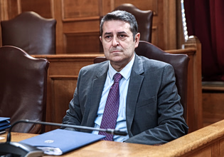 Διασωληνωμένος στον Ευαγγελισμό ο Γιώργος Μυλωνάκης – Το συμβάν στο Μέγαρο Μαξίμου