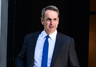 Για… διεθνή ακρίβεια μιλά πάλι ο Μητσοτάκης – Πανηγυρισμοί για πλεόνασμα και πολλά «θα» για τον αφθώδη πυρετό