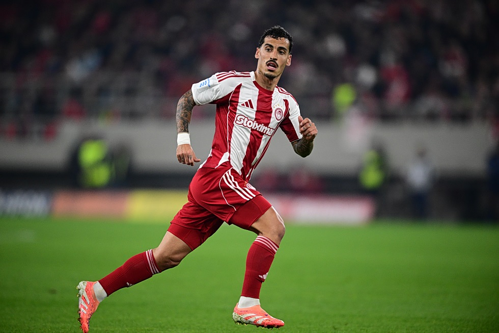 Ο Τσικίνιο ευχήθηκε Καλό Πάσχα με τη φανέλα της Εθνικής Ελλάδας (pic)