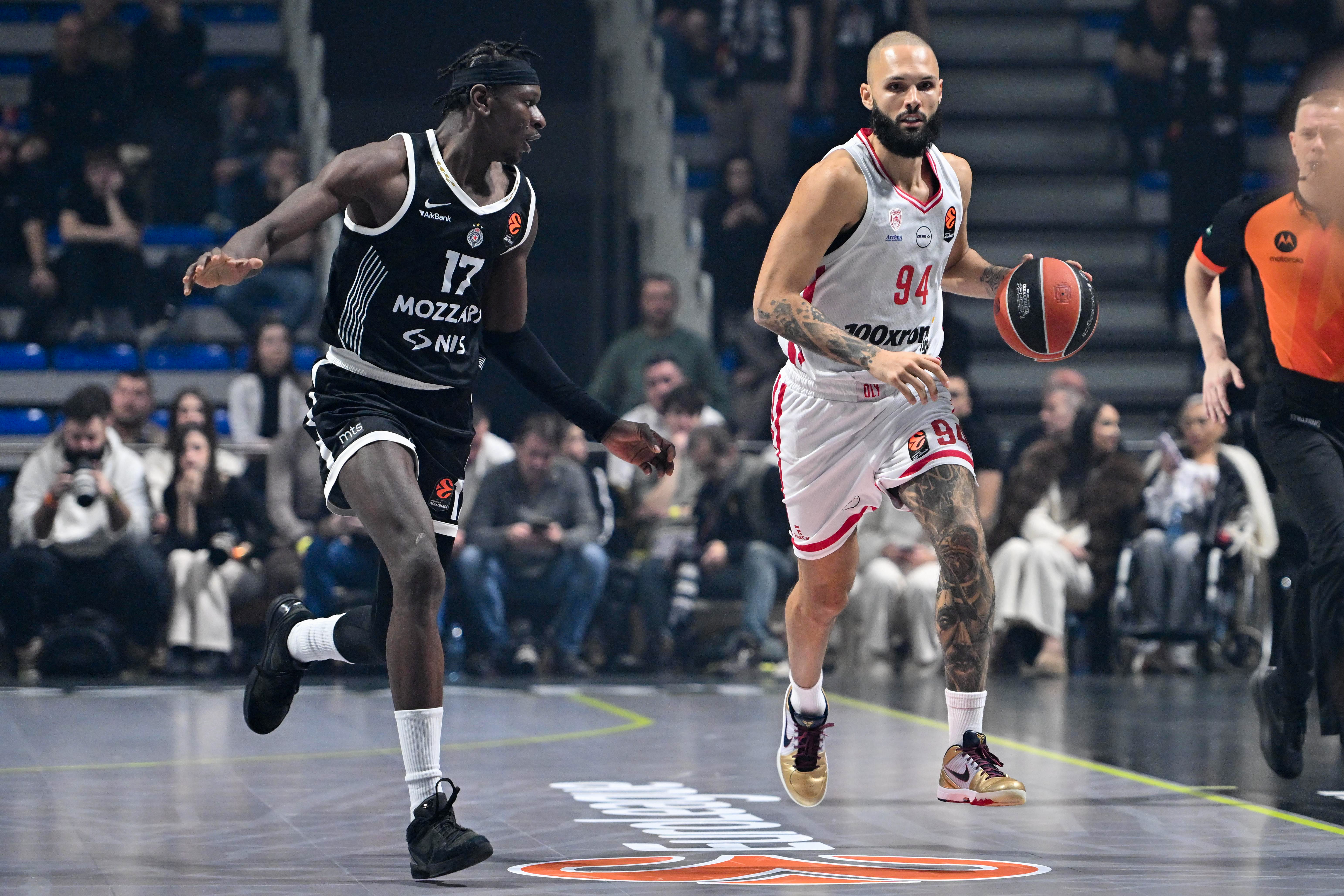 Σερβικά ΜΜΕ: «Ο Μπόνγκα στο στόχαστρο Ολυμπιακού και Παναθηναϊκού»