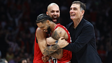 Ολυμπιακός: Η επίθεση-φωτιά, οι «κατοστάρες» και τα ιστορικά ρεκόρ που κυνηγάει