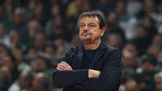 Κριτική στο εξωτερικό για τον Αταμάν: «Κλασική τακτική για να μην κρίνουν τον ίδιο» (vids)