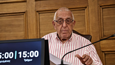 ΠΑΣΟΚ: Ο Ν. Κακλαμάνης σε συνεννόηση με το Μαξίμου, προχώρησε σε άνευ προηγουμένου αντιθεσμική μεθόδευση