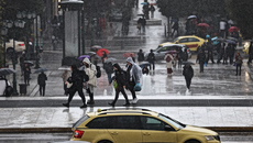 Πρωτομαγιά: Άστατος ο καιρός με βροχές, κρύο και θυελλώδεις ανέμους – Ποιες περιοχές θα επηρεαστούν περισσότερο