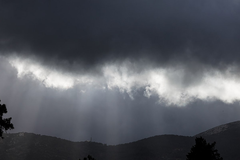 Καιρός: Με δυο πρόσωπα την Μεγάλη Εβδομάδα – Πώς θα γιορτάσουμε το Πάσχα