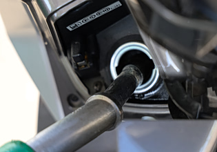 Μέτρα στήριξης: Στο τραπέζι η επέκταση επιδότησης σε diesel και λιπάσματα