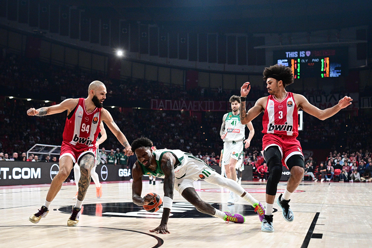 Euroleague: Ποιος από τους δύο θα ήθελε περισσότερα playoffs «αιωνίων»; (vids)