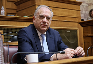 Αισχροκέρδεια σε τρόφιμα διαπιστώνει ο Θεοδωρικάκος – Έρχονται πρόστιμα