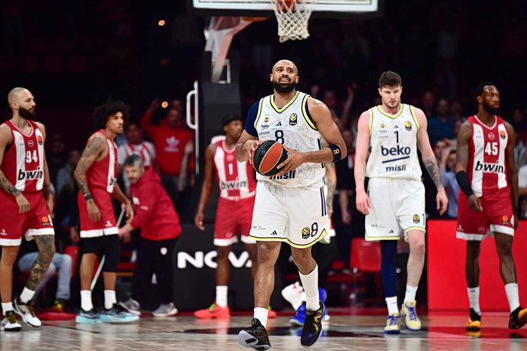 Χόρτον-Τάκερ: «Στην Ευρώπη οι παίκτες μιλάνε πολύ - Δεν είμαι τέτοιος τύπος»