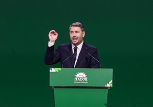 ΠΑΣΟΚ: Στο «κάδρο» οι ευθύνες Κακλαμάνη – Η παρέμβαση Ανδρουλάκη για τις υποκλοπές και τα σενάρια για πρόταση μομφής