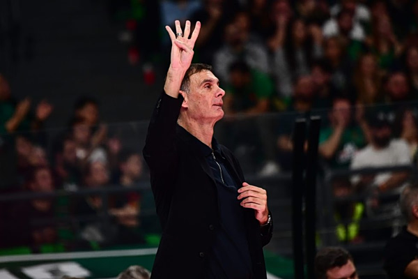 Μπαρτζώκας για Ντόρσεϊ: «Είδατε ότι τσακωθήκαμε, αλλά δεν είμαι τρελός να τον θέσω εκτός ομάδας»