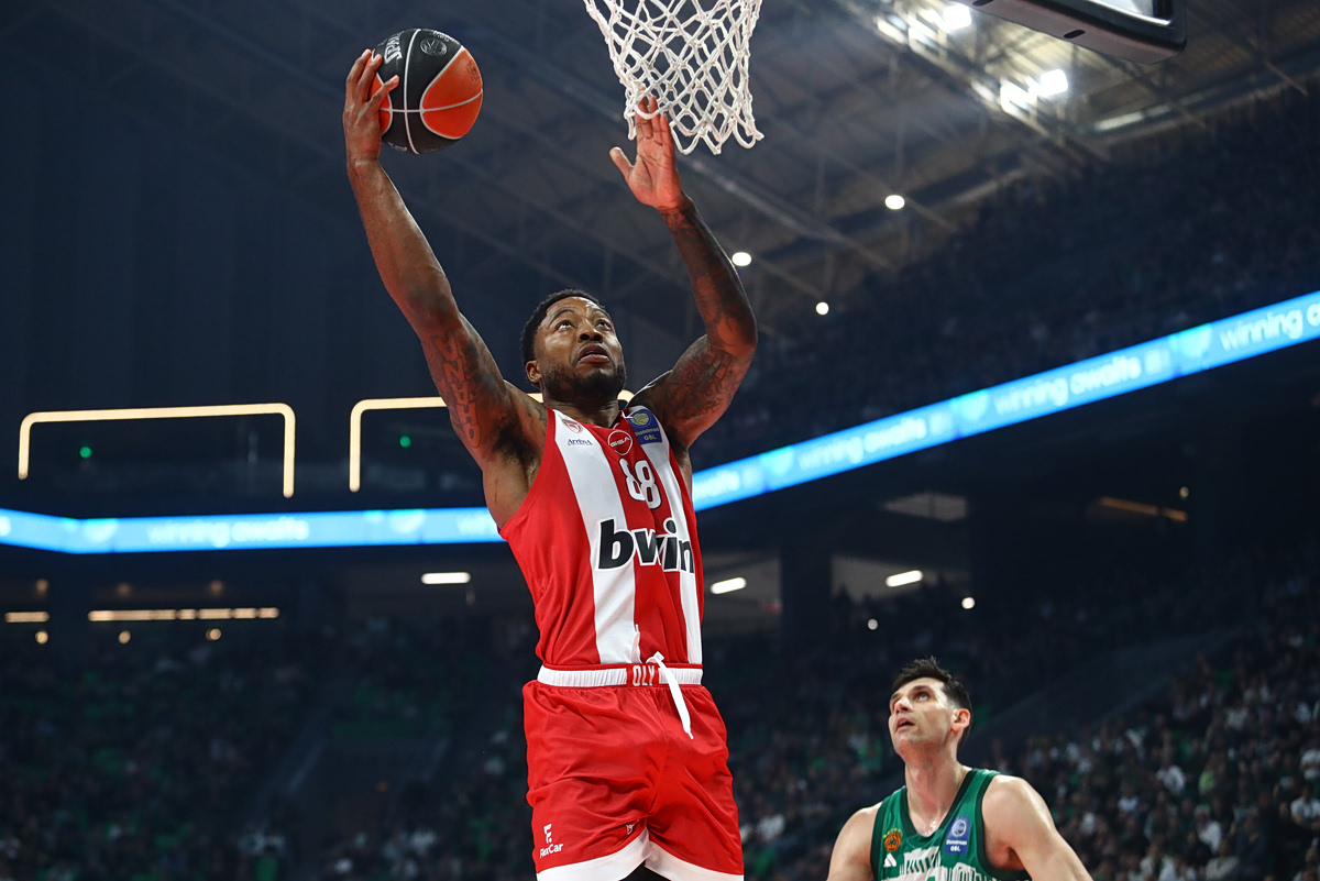 Προσέφυγε στο ΑΣΕΑΔ ο Ολυμπιακός για την τιμωρία του Τζόουνς