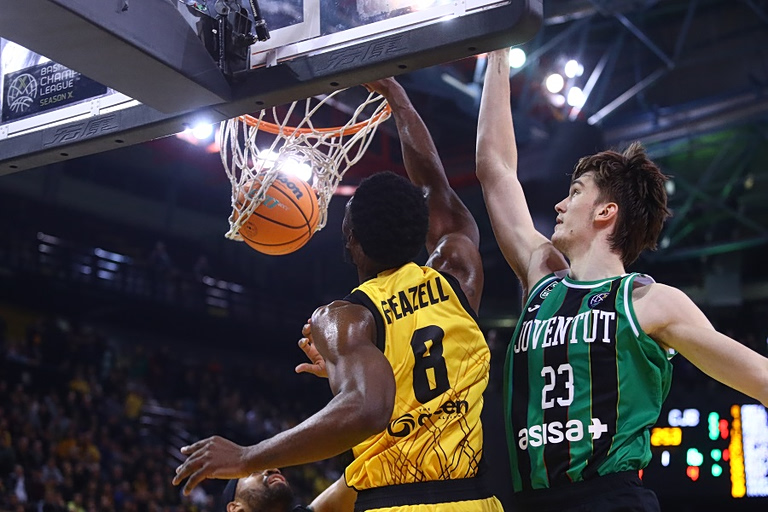 LIVE: ΑΕΚ – Μπανταλόνα