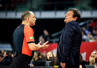 Δεν πήγε στο flash interview ο Αταμάν: «Δεν εκμεταλλευτήκαμε την ευκαιρία να κερδίσουμε με 15-20 πόντους.»