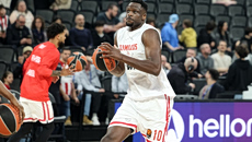 «Η επιστροφή του Φαλ στη δράση, το συμβόλαιο του με τον Ολυμπιακό και το βάθος στη θέση του σέντερ»