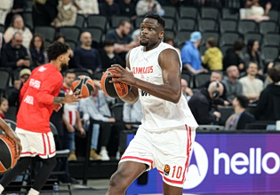 «Η επιστροφή του Φαλ στη δράση, το συμβόλαιο του με τον Ολυμπιακό και το βάθος στη θέση του σέντερ»