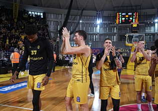 Άρης Betsson – ΑΕΚ 82 – 78: Νίκη «4άδας» με σούπερ Μήτρου – Λονγκ οι γηπεδούχοι (vids)