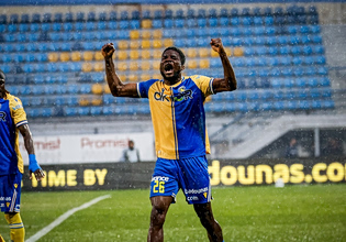 Αστέρας Τρίπολης – ΑΕΛ Novibet 3-1: Νικηφόρα αρχή στα πλέι αουτ οι Αρκάδες, ελπίζουν για την παραμονή