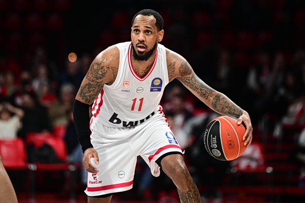 Ολυμπιακός: Η 12άδα για το παιχνίδι με τη Ρεάλ Μαδρίτης – Πρόβλημα με Μόρις