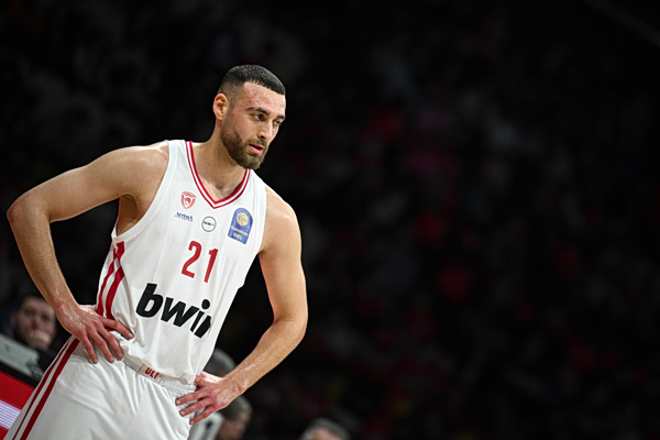 Φοβερός Νετζήπογλου: Έκανε ρεκόρ καριέρας σε μόλις 12 λεπτά! (vids)