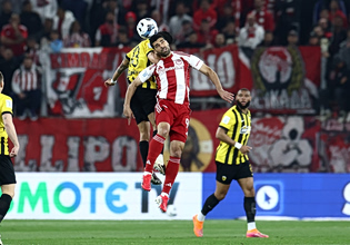 LIVE: Ολυμπιακός – ΑΕΚ