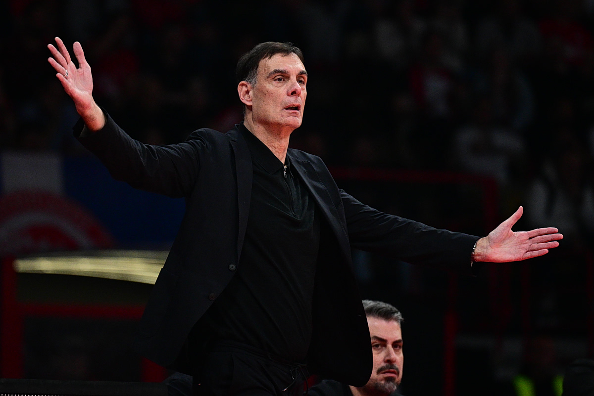 Μπαρτζώκας: «Τρομερό παιχνίδι από Ντόρσεϊ και Βεζένκοφ»