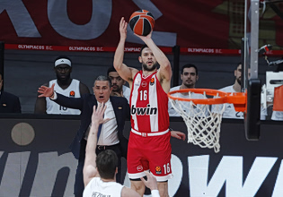 Γράφει ιστορία ο Παπανικολάου: Έγινε τρίτος παίκτης με τα περισσότερα ματς στην Euroleague